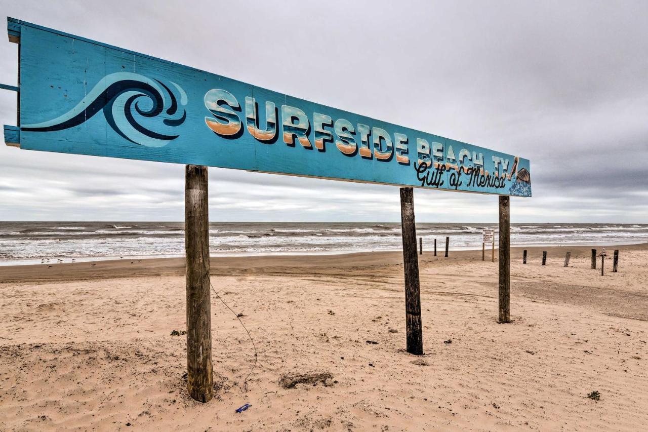 Surfside Beach Gem With Deck - 1 Block To Shore! Freeport Exterior photo